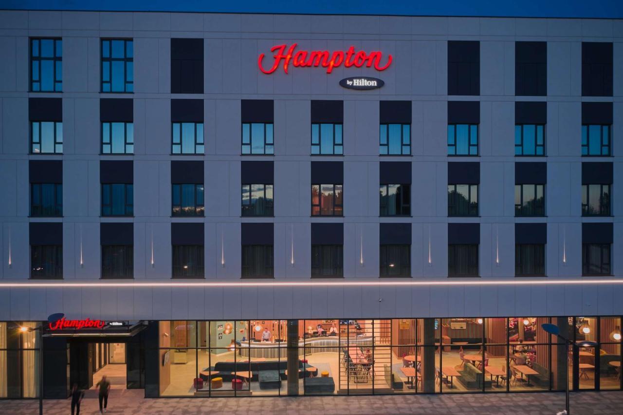 Hampton By Hilton Poznan Swarzedz Hotel Екстериор снимка